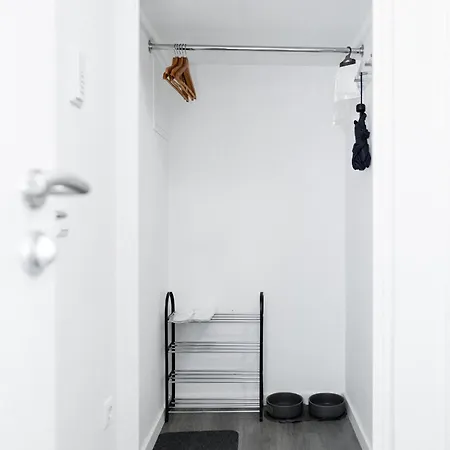 Schoene Wohnung 008 Am See Mit Wi-Fi & Netflix Bielefeld Esterno foto