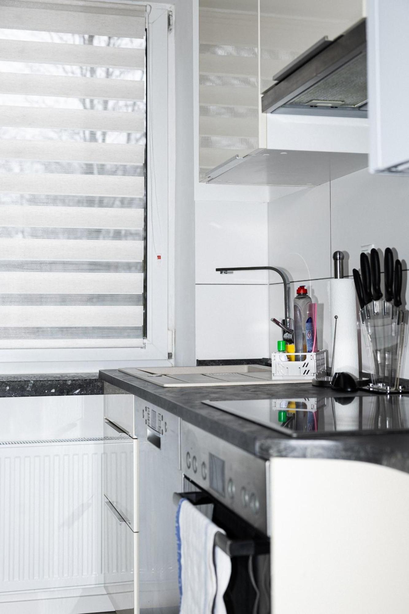 Schoene 008 Am Mit Wi-fi & Netflix * Bielefeld